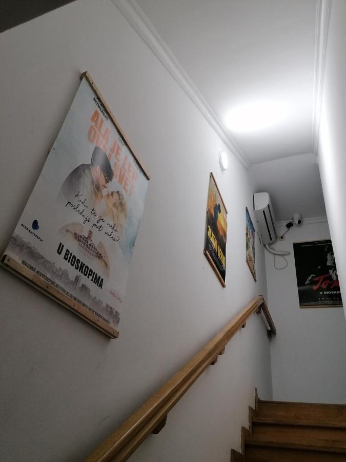 River Hostel Belgrado Esterno foto
